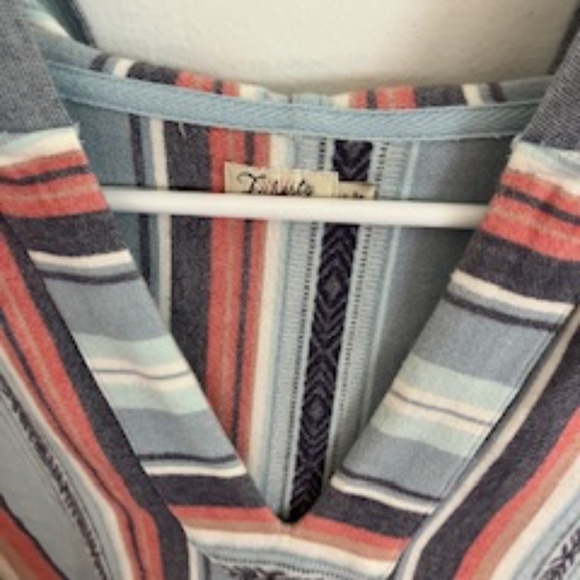 Women’s Faherty pullover - Picture 5 of 16